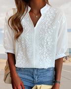 Valentina Blouse pour Femme – Décolleté en V, Manches Bouffantes et Détails Patchwork