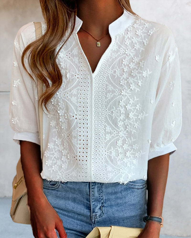Valentina Blouse pour Femme – Décolleté en V, Manches Bouffantes et Détails Patchwork