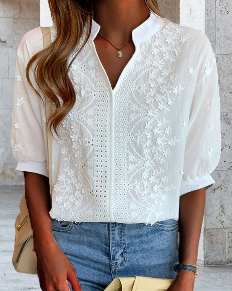 Valentina Blouse pour Femme – Décolleté en V, Manches Bouffantes et Détails Patchwork