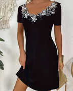 Amara Vestido Mujer – Escote con Encaje, Corte Fluido y Tejido Elástico Ligero
