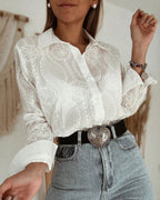 Matilda Blusa Bordada Mujer – Motivo Floral Geométrico, Botones y Manga Larga