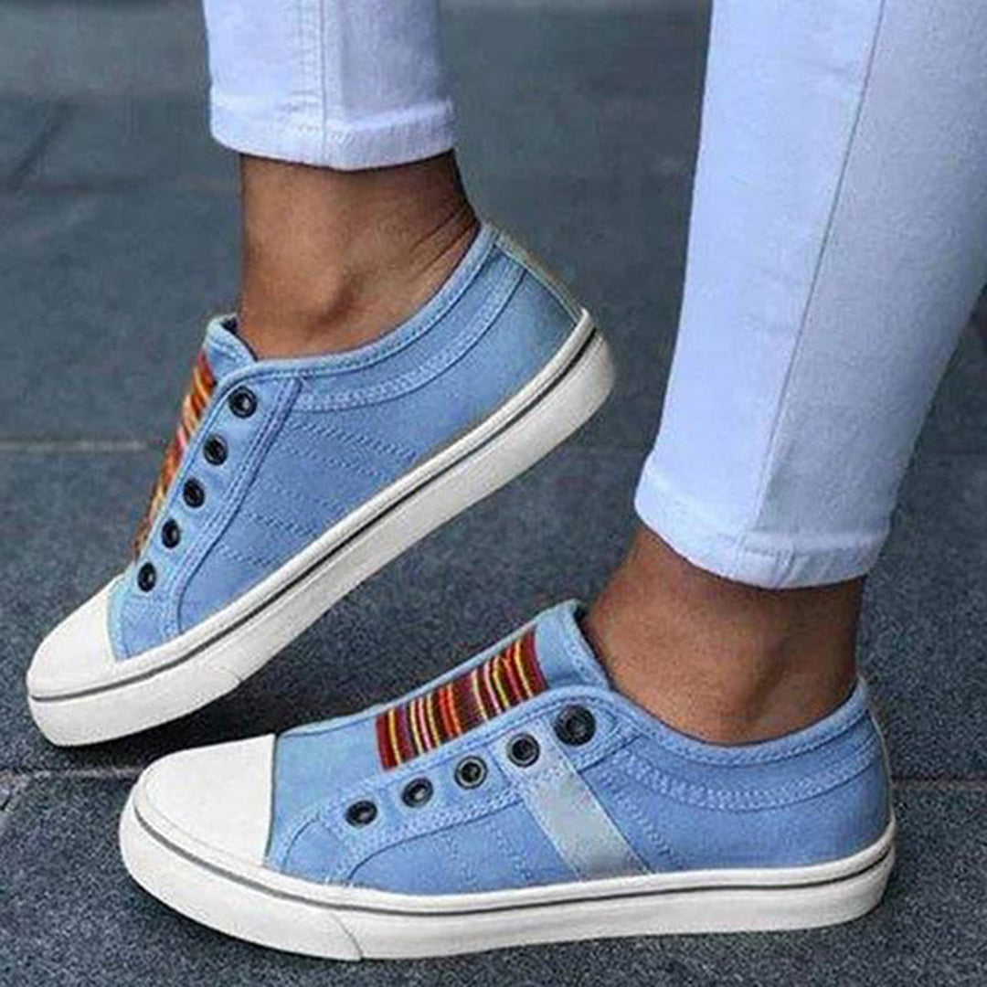 Nerissa Zapatillas Slip-On para Mujer – Sneakers Rayas Coloridas Casual Chic