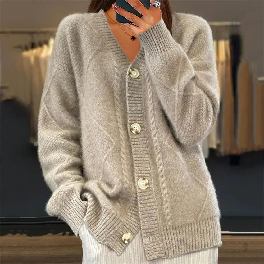 Lena Cardigan en cachemire pour femme – Veste élégante avec boutons premium
