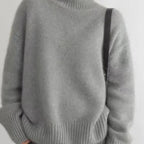 Sydney Jersey Oversize de Cachemir para Mujer – Suéter Cuello Alto Elegante Premium