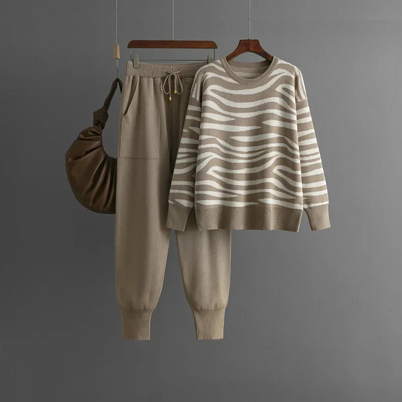 Delaney Completo in Cashmere da Donna – Set Zebra Elegante e Morbido Chic