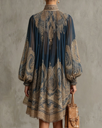 Celeste Vestido Mini de Gasa Mujer – Cuello Alto, Volantes y Estampado Barroco Elegante