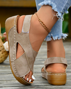 Sandali con Zeppa da Donna Freya – Fasce Incrociate, Zeppa Leggera e Slingback