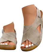 Sandali con Zeppa da Donna Freya – Fasce Incrociate, Zeppa Leggera e Slingback