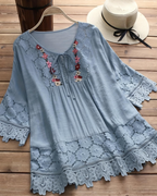 Savannah Blusa Boho Mujer – Bordado Floral, Encaje, Escote en V y Manga Campana