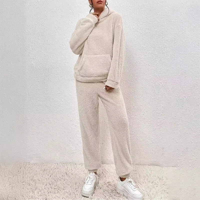 Sloane Conjunto Polar para Mujer – Set Cómodo Invierno Hoodie Lounge Chic